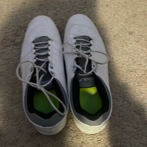 men’s size 11 sketchers golf shoes